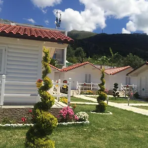 Vela E Bardhe Lodge Dhërmi