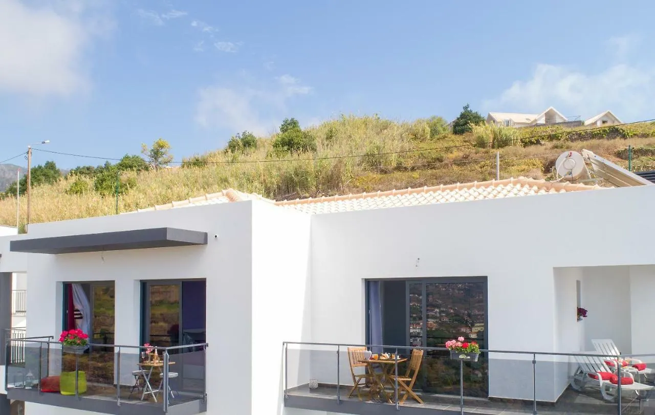 Casa das Abertas Calheta  Portugal